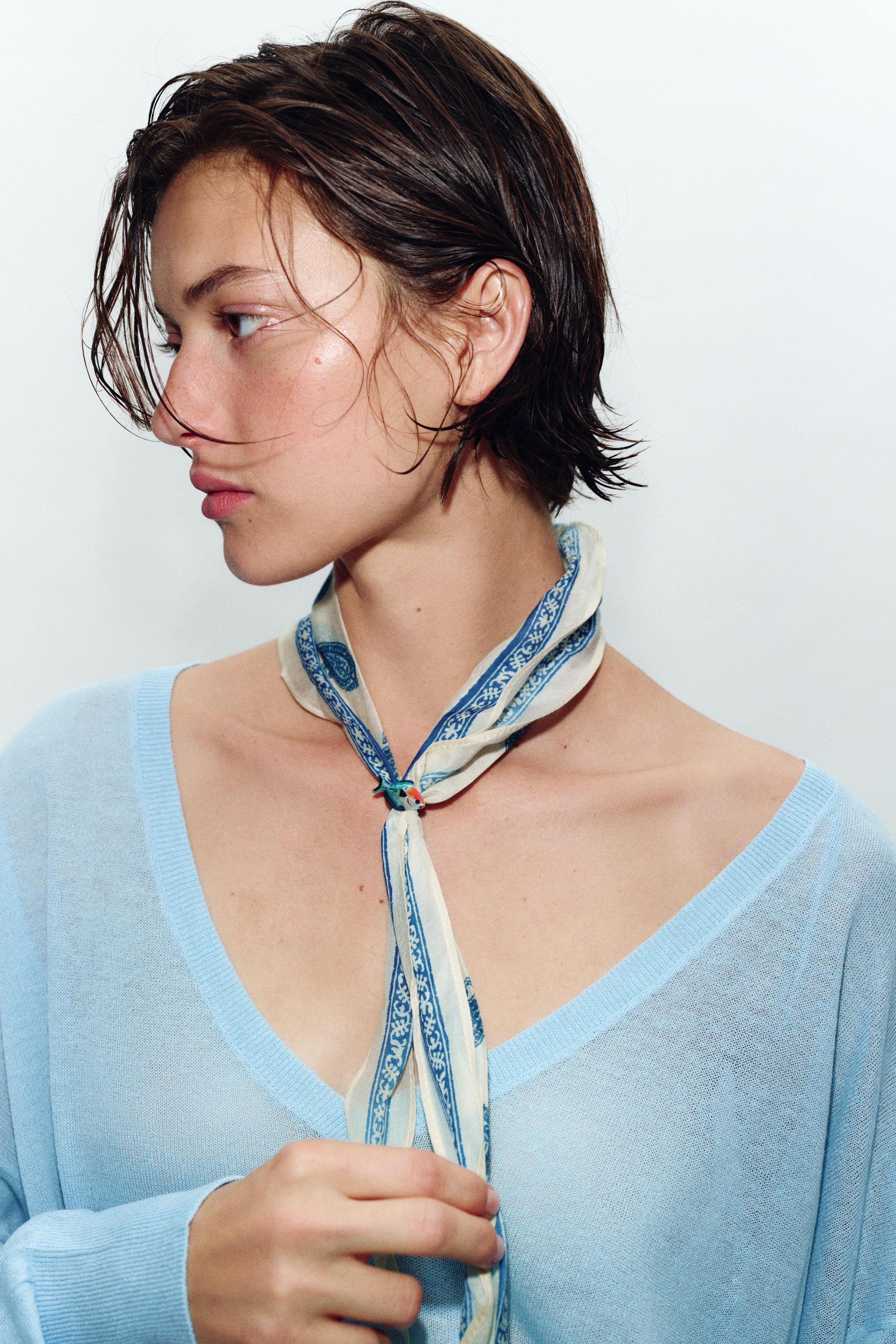 FOULARD BANDANA IMPRIMÉ EN SOIE ET POISSON