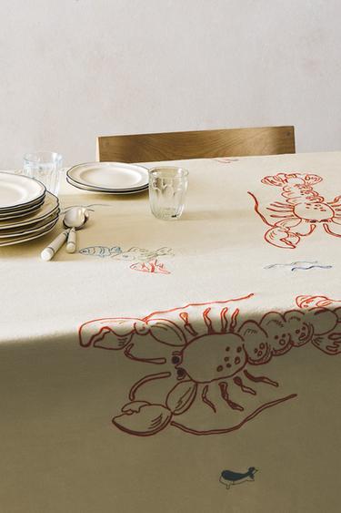 EMBROIDERED LOBSTER TABLECLOTH - Ecru / Red by Zara