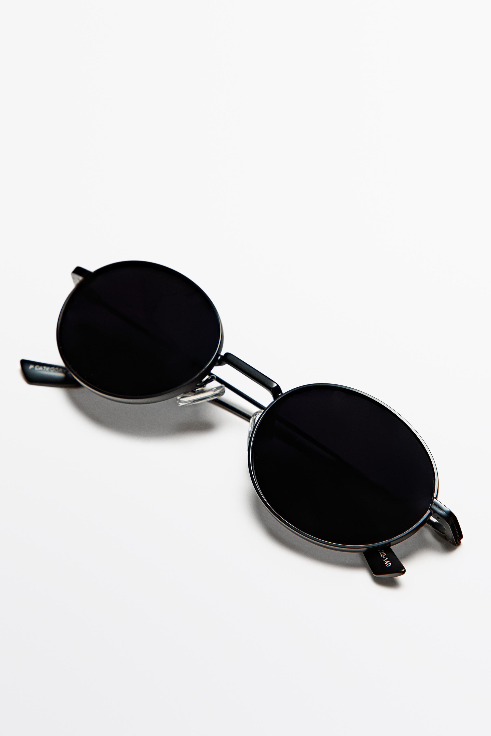 Lunettes de soleil métalliques