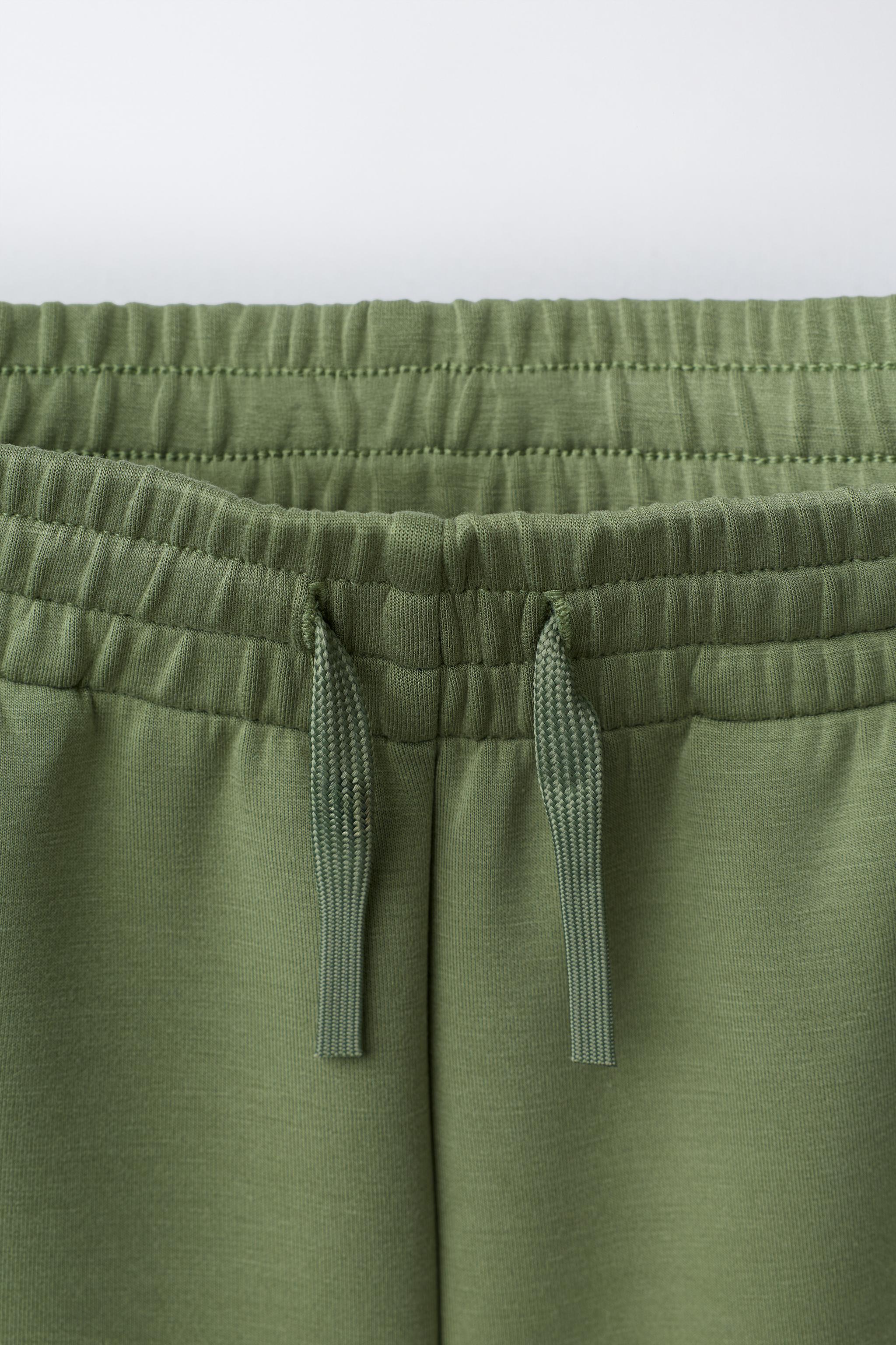 ATHLETIC LOGO SHORTS