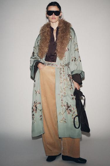 KIMONO AVEC COL EFFET FOURRURE ZW COLLECTION LIMITED EDITION - Bleu clair de Zara