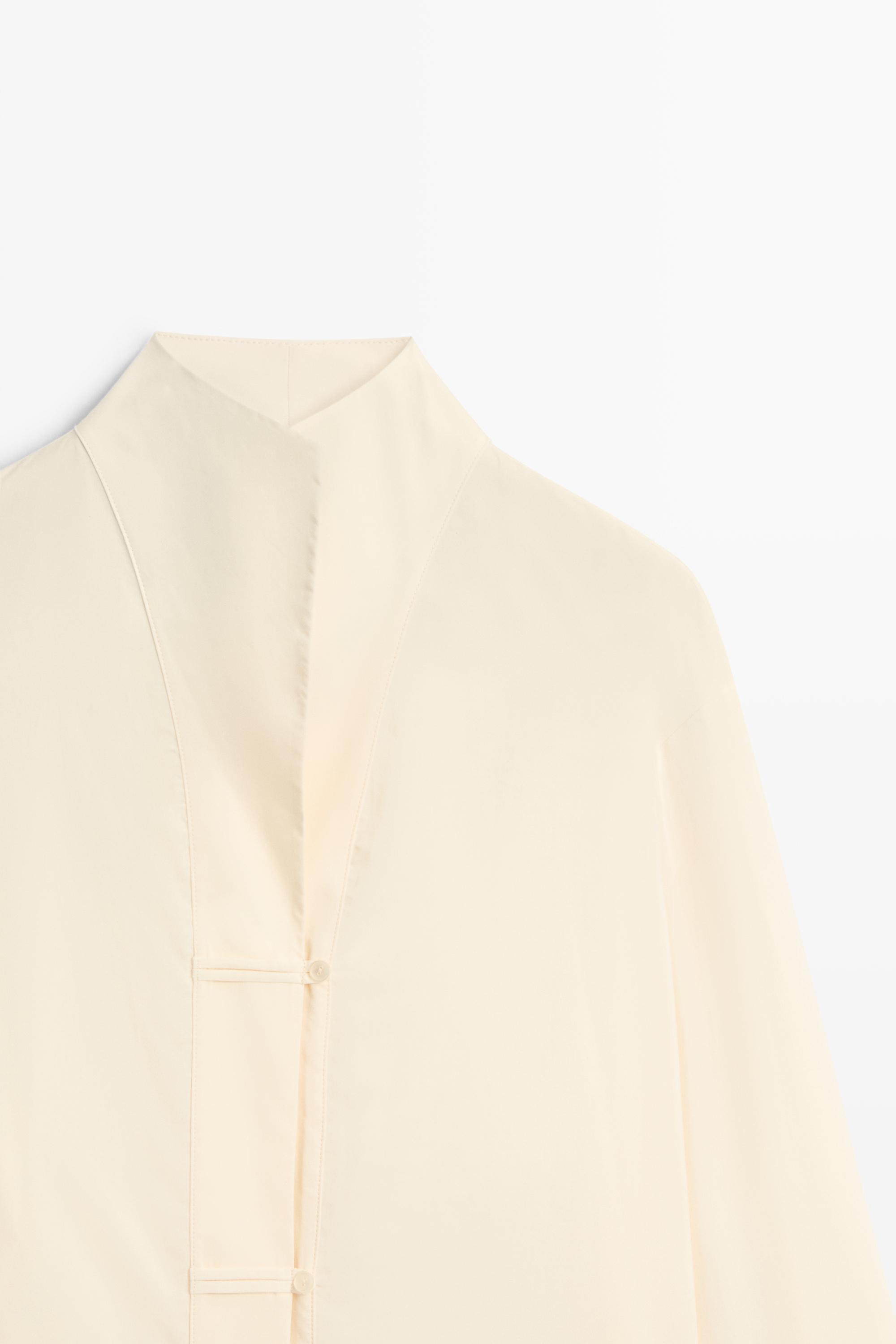 Flowing stand collar shirt — Ecru
