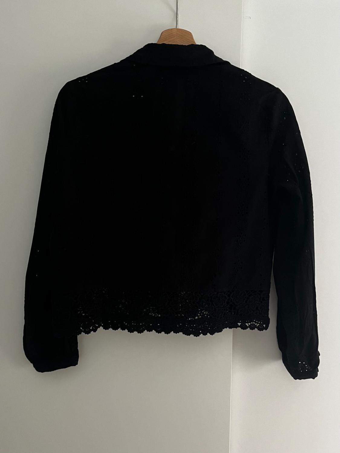 CAMISA BORDADOS PERFORADOS - Image 3