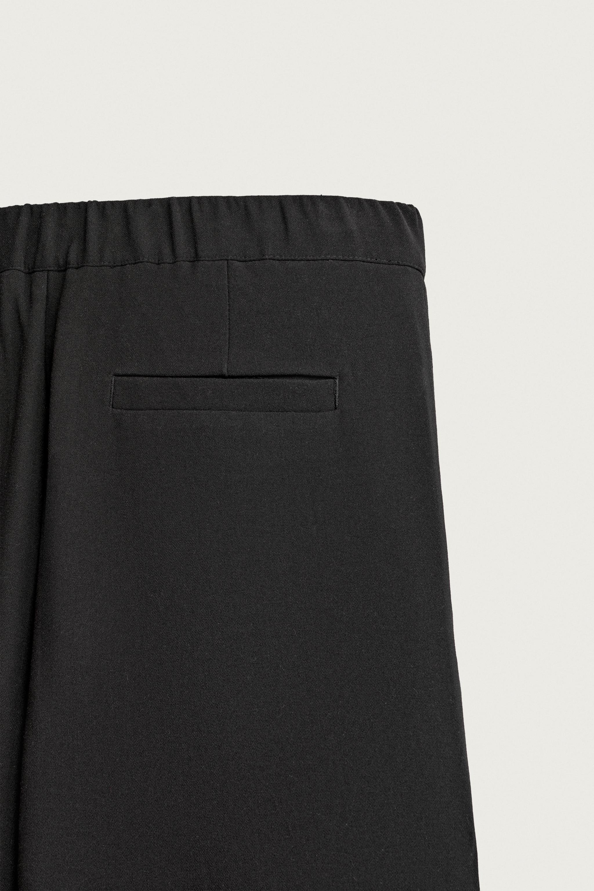 WIDE-LEG FLOWY PANTS