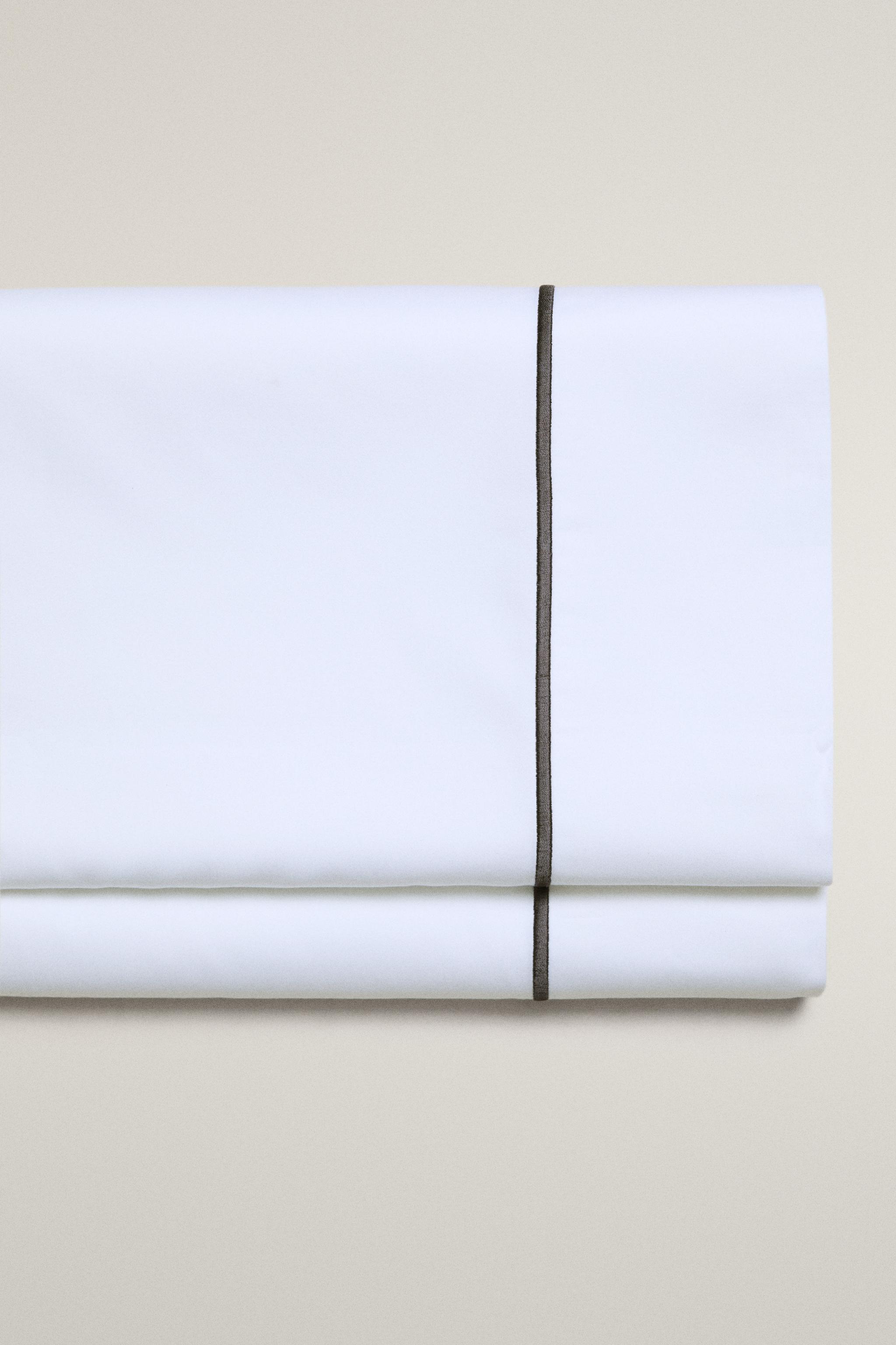 SATEEN FLAT SHEET WITH TRIM — MIDNIGHT BLUE