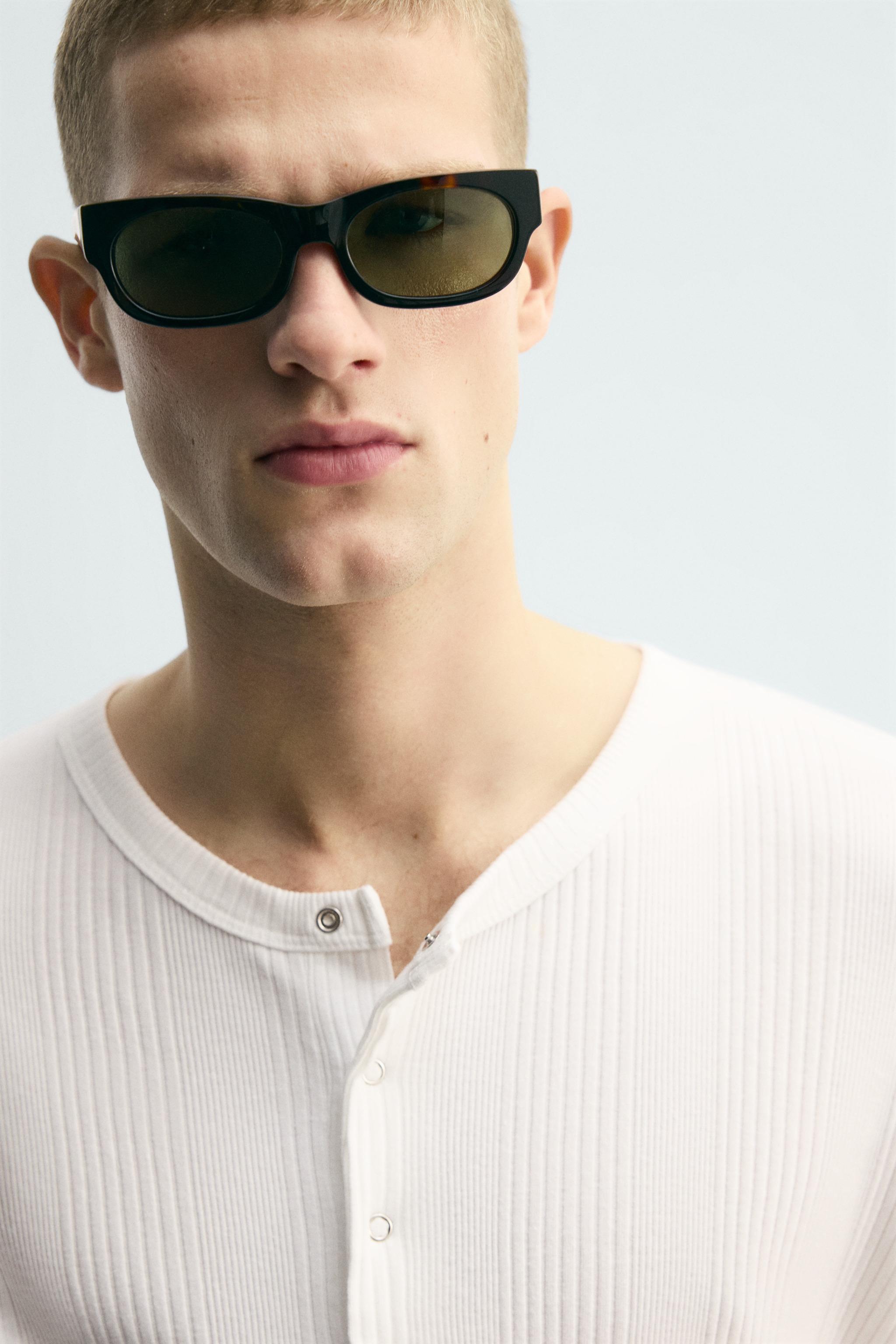 TEE-SHIRT COL TUNISIEN STRUCTURÉ