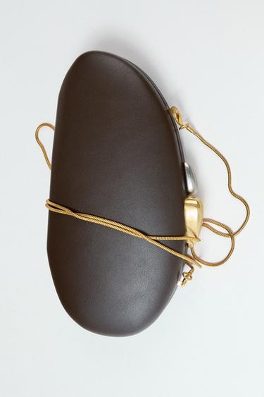 Zara METALLIC CLOSURE CLUTCH - Chocolate