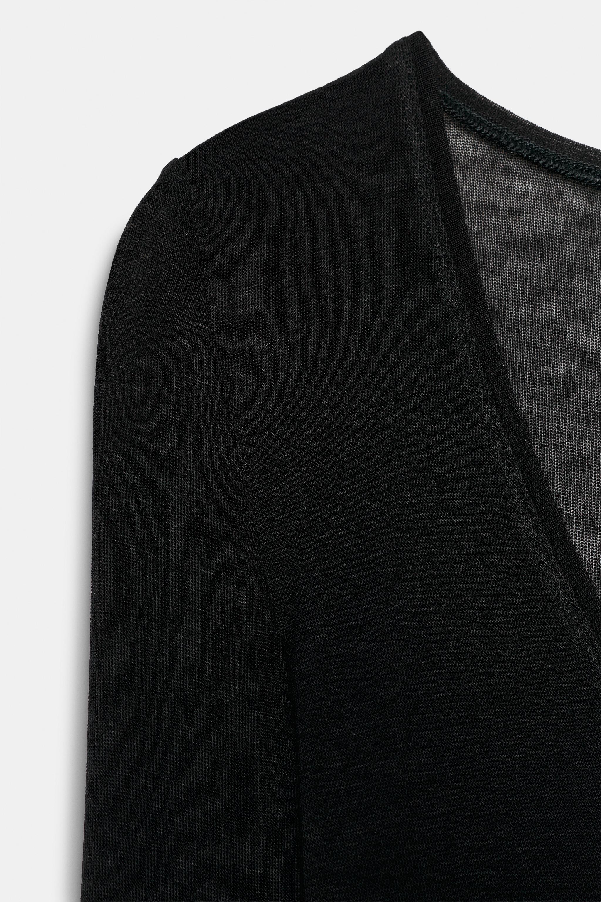 LONG SLEEVE V-NECK T-SHIRT
