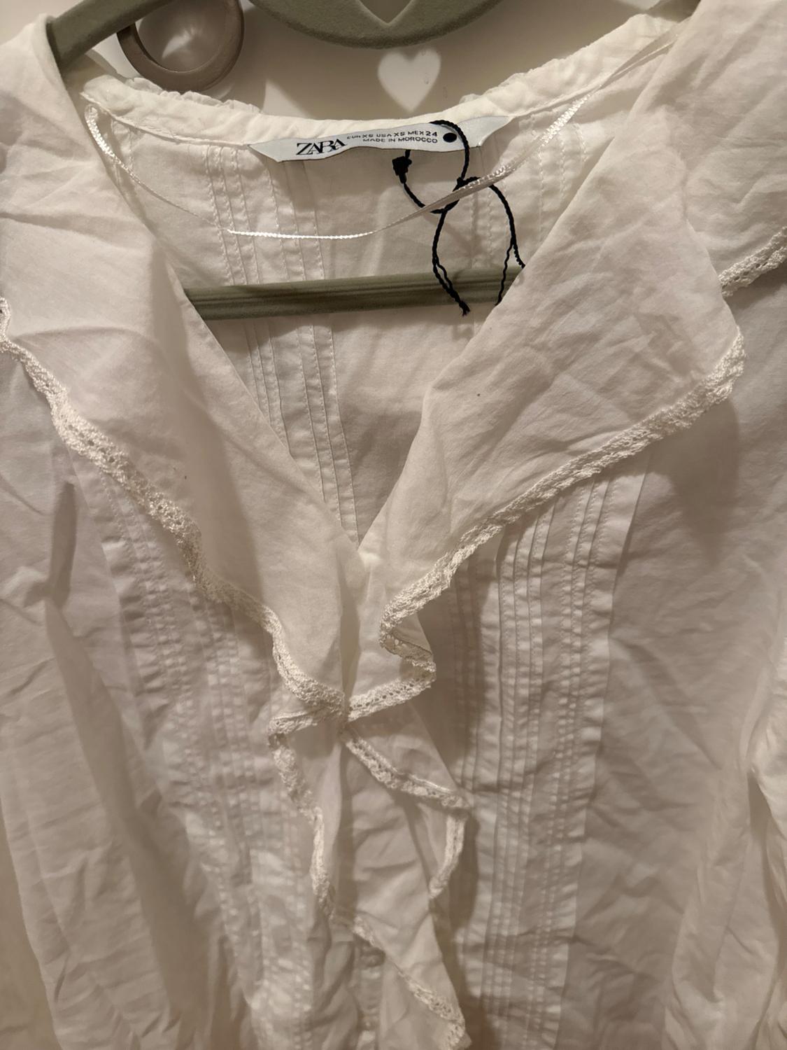 ROMANTIC RUFFLE BLOUSE - Image 3