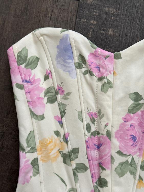 FLORAL CORSET TOP - Image 3