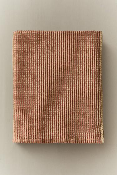 SERVIETTE DE BAIN WAFFLE - Rouge de Zara