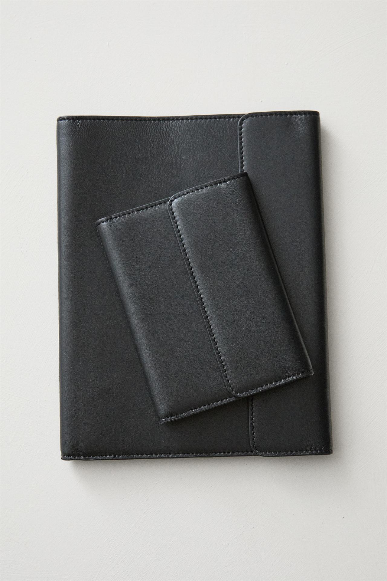 LEATHER DAILY PLANNER COVER — Navy Blue