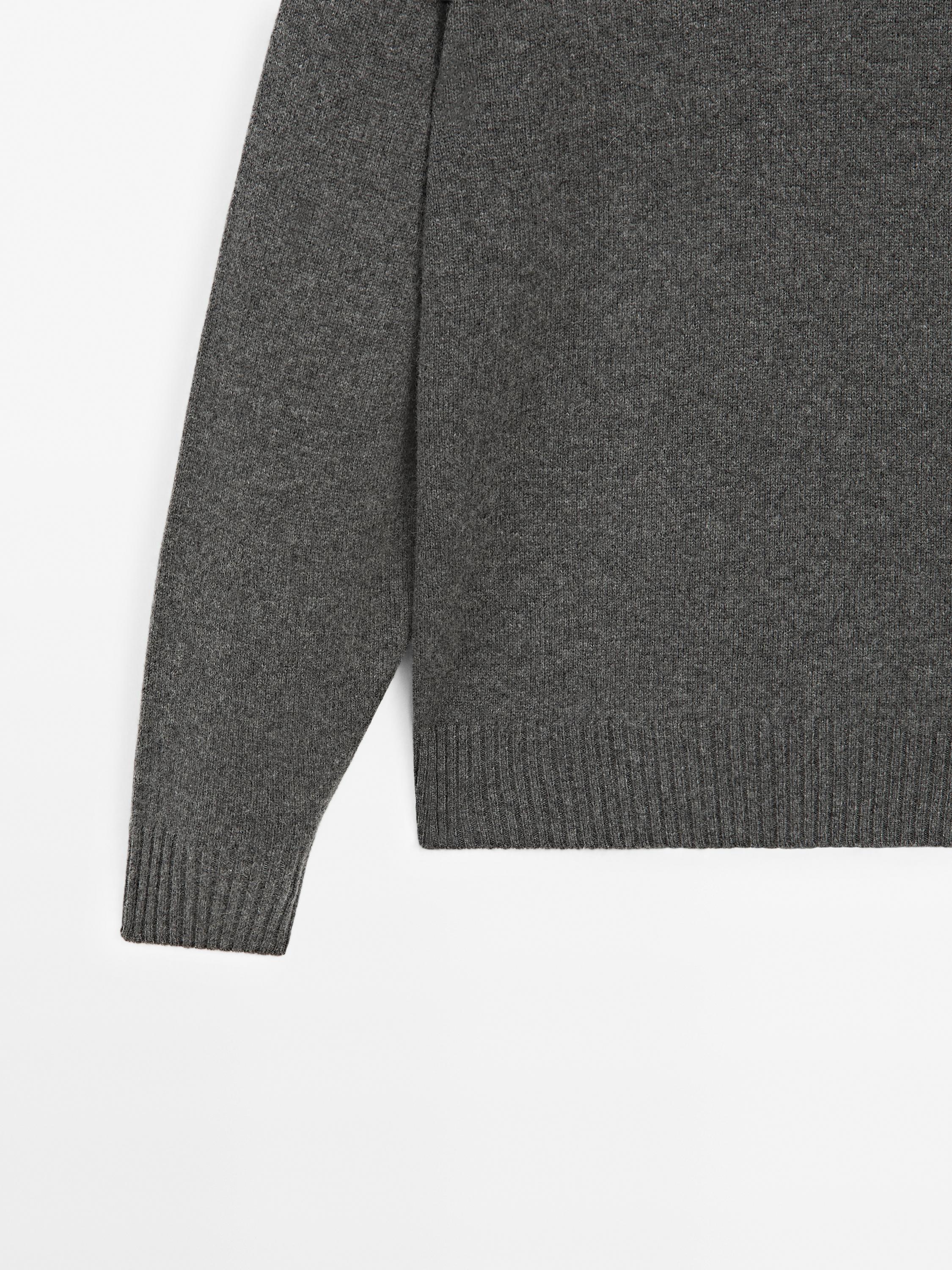 100% cashmere knit sweater