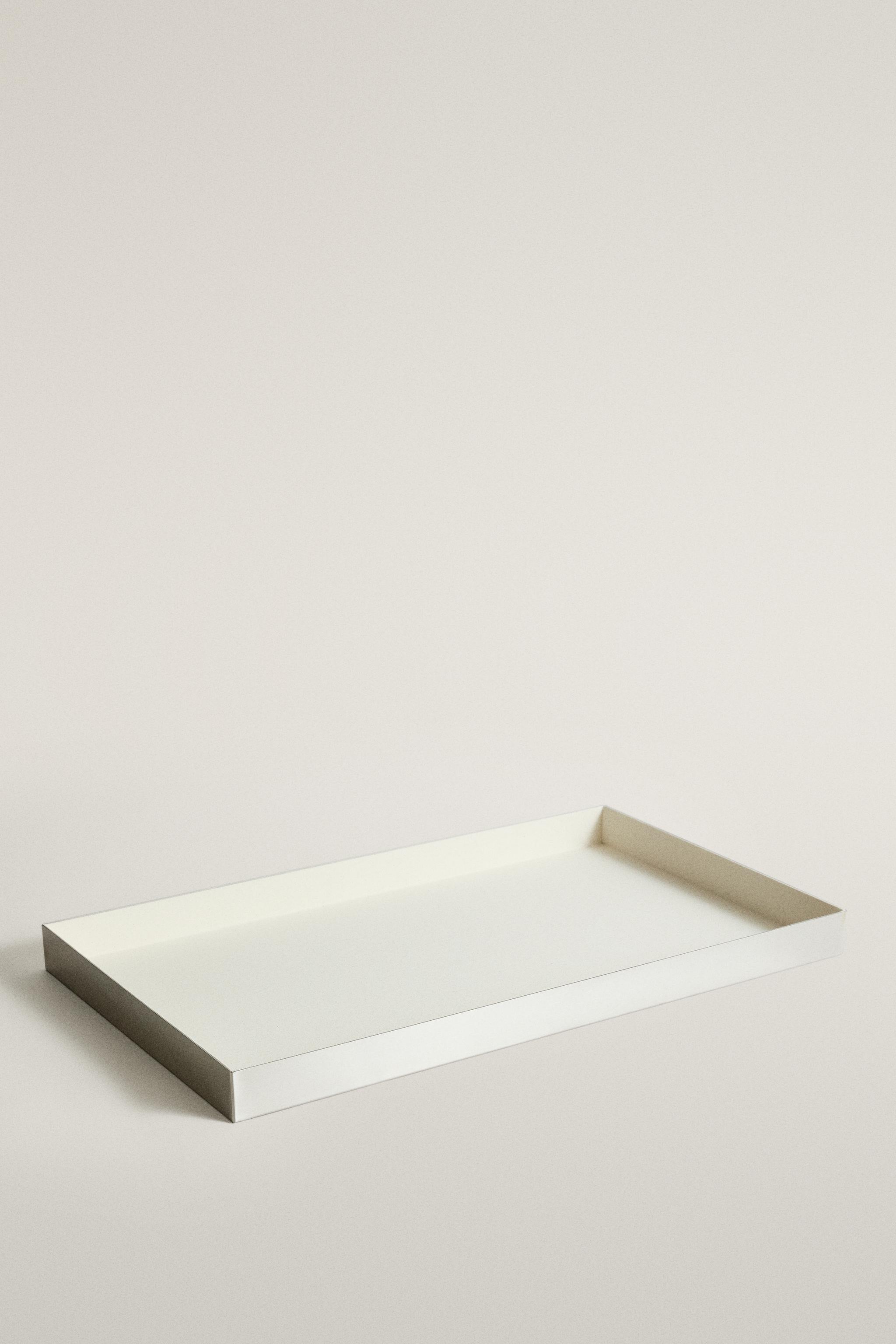 METAL AND FABRIC ORGANIZER TRAY