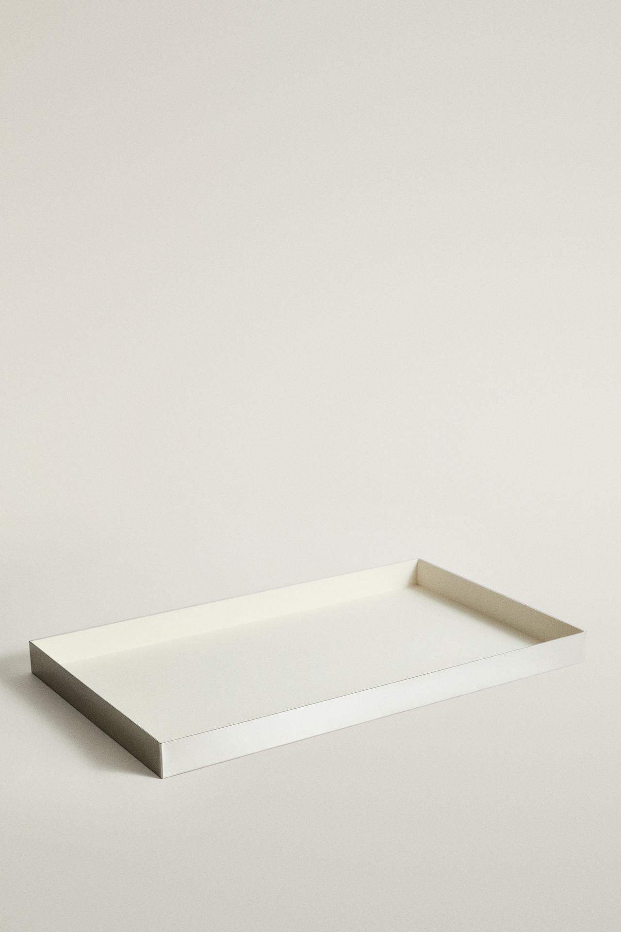 METAL AND FABRIC ORGANIZER TRAY — Silver
