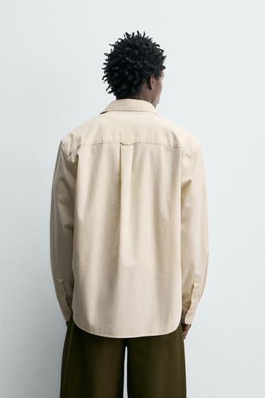 CHEMISE REGULAR FIT EN COTON TEXTURÉ - Écru de Zara - Image 2
