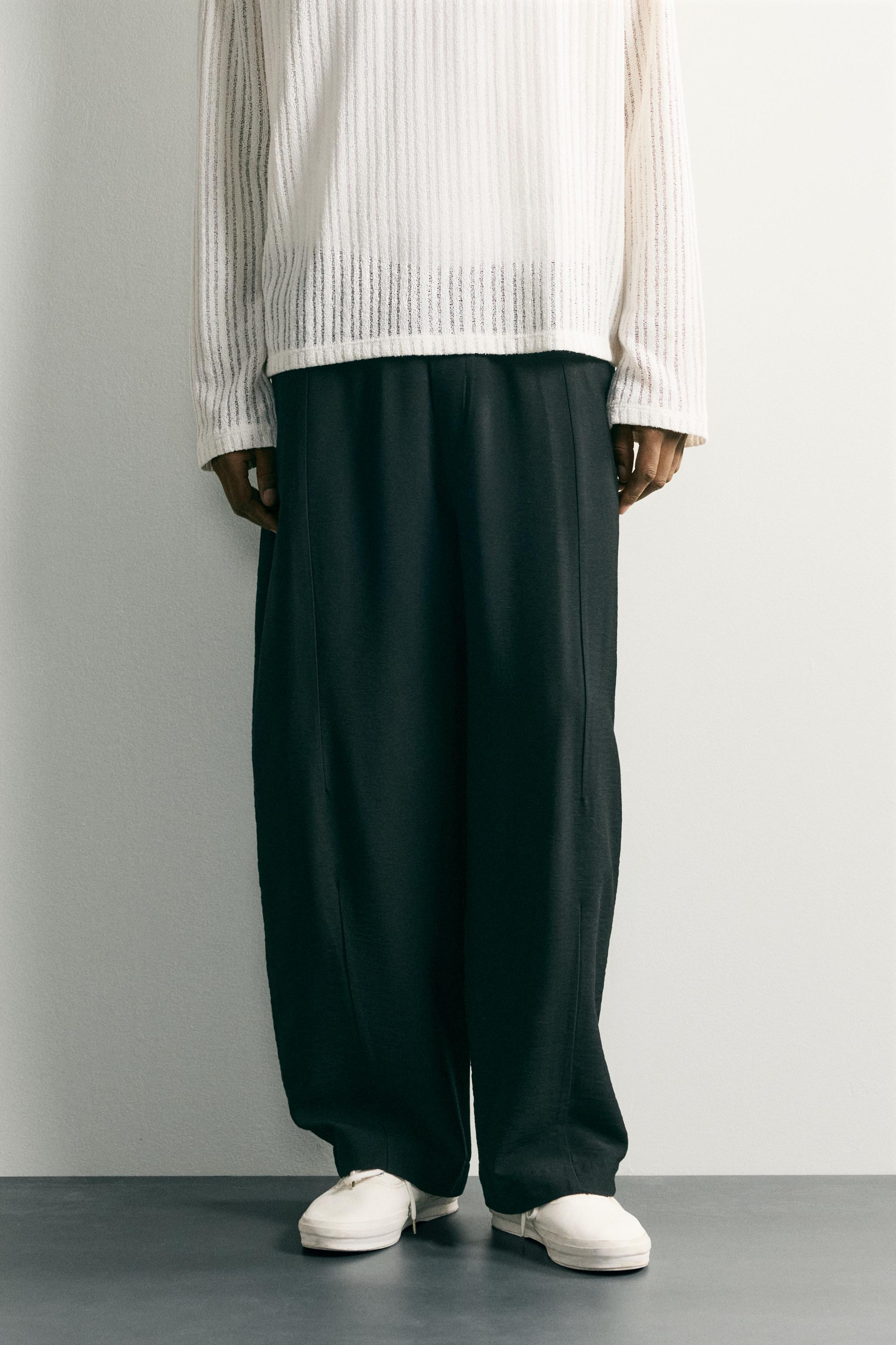 FLOWY BALLOON FIT PANTS — Black