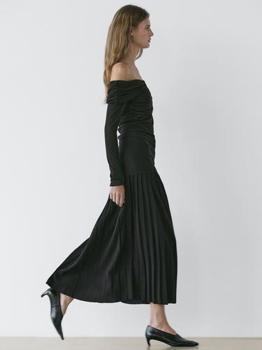 Zara Midi skirt with box pleats - Black