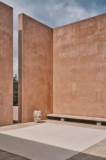 RUG 05 - Εκρού του Zara