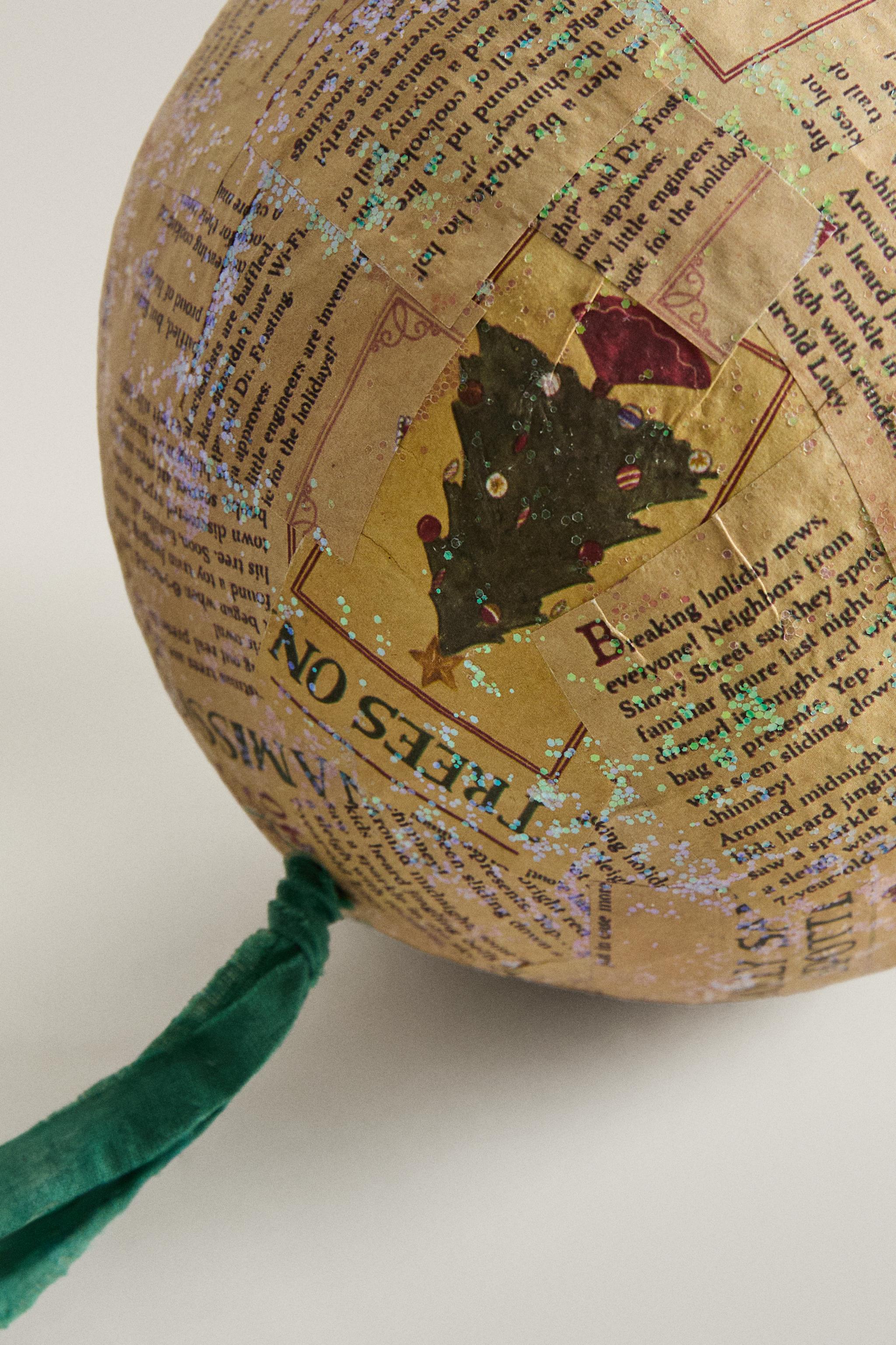 PRINTED PAPER CHRISTMAS TREE DECORATION