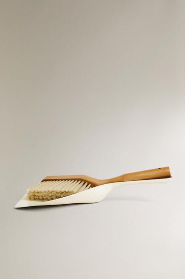DUSTPAN AND BRUSH SET - White by Zara