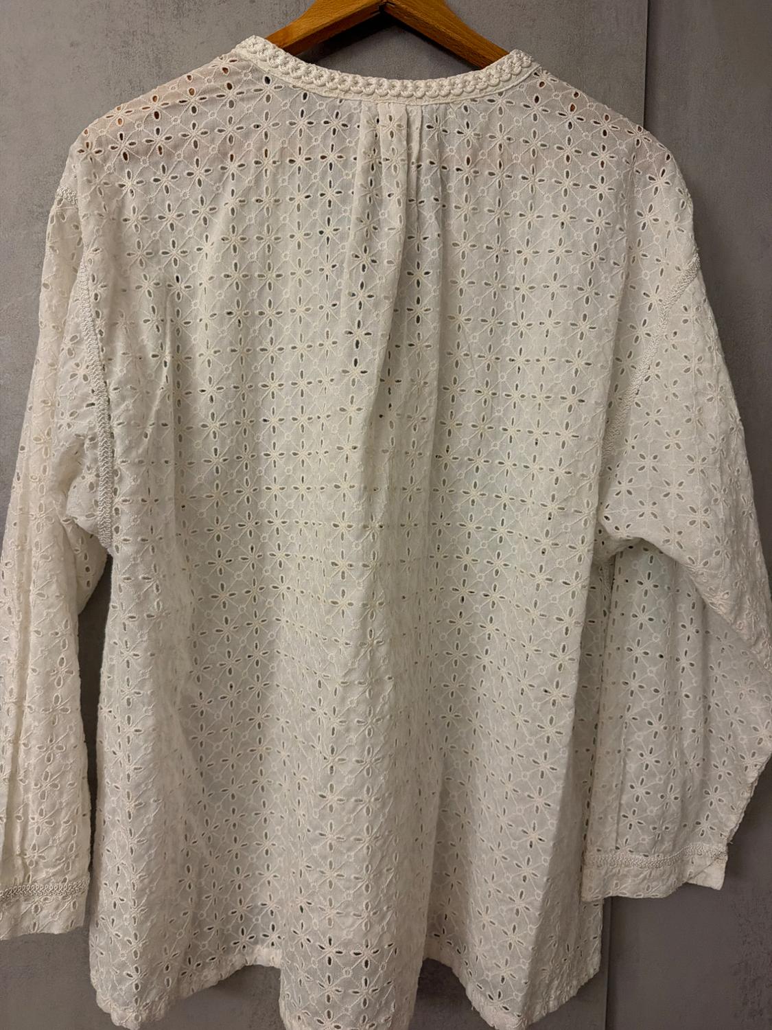 BLOUSE BRODÉE EN COTON MANCHE LONGUE. - Image 6