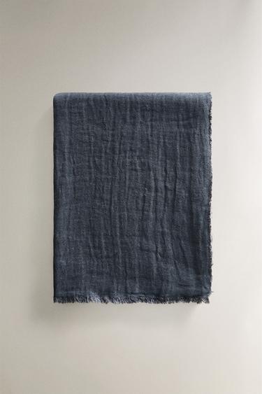 REVERSIBLE FRINGED LINEN THROW - Blue by Zara