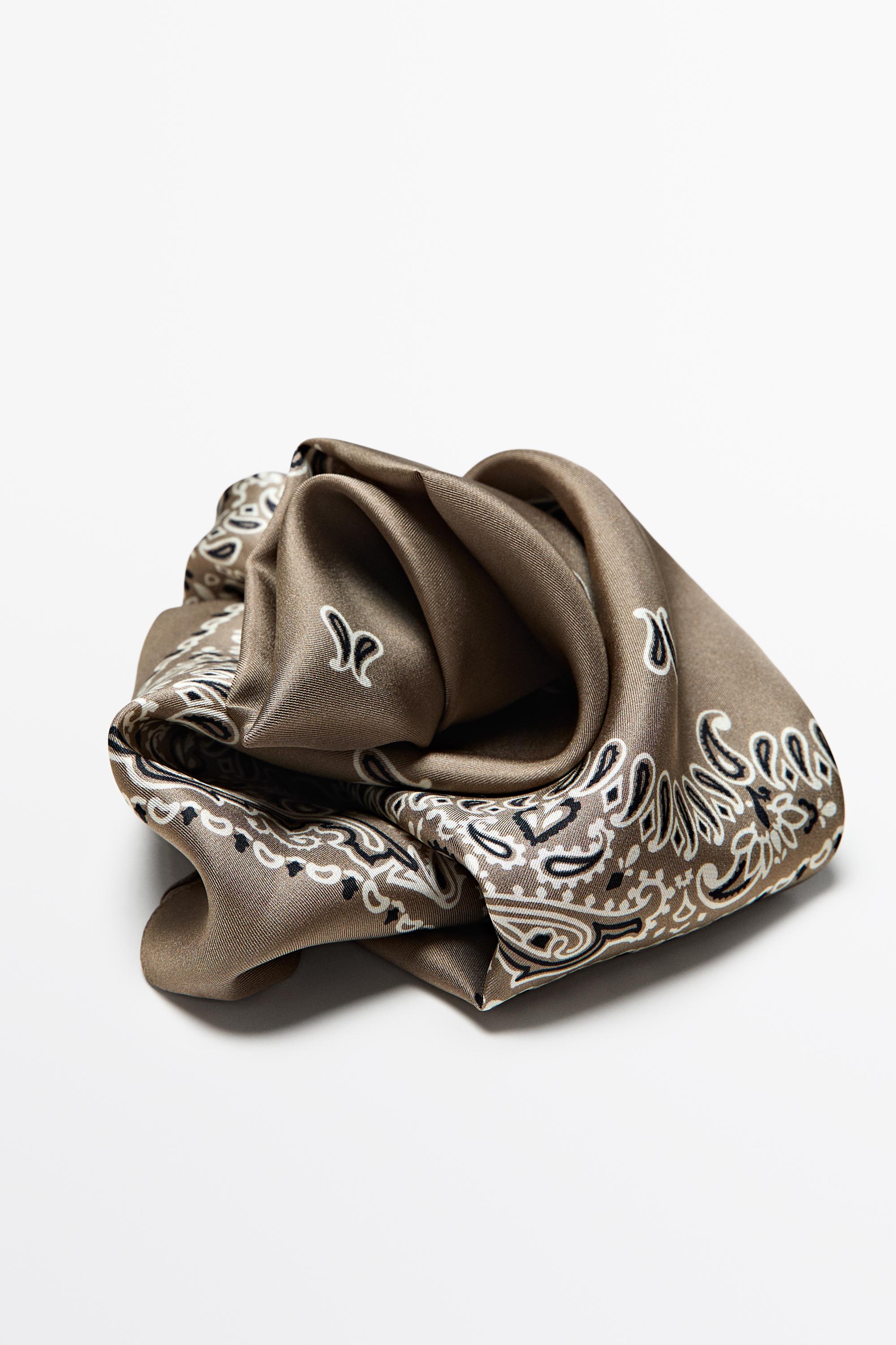 Paisley print scarf