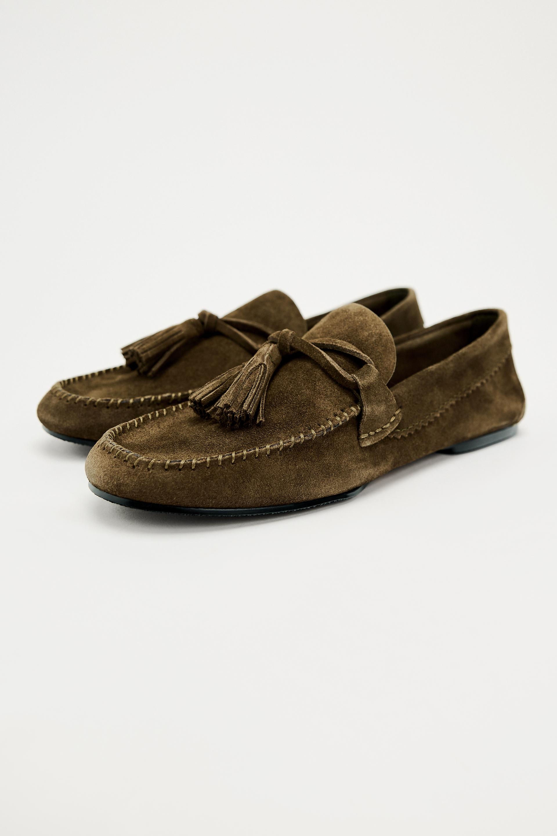 SPLIT LEATHER MOCCASINS WITH TASSELS