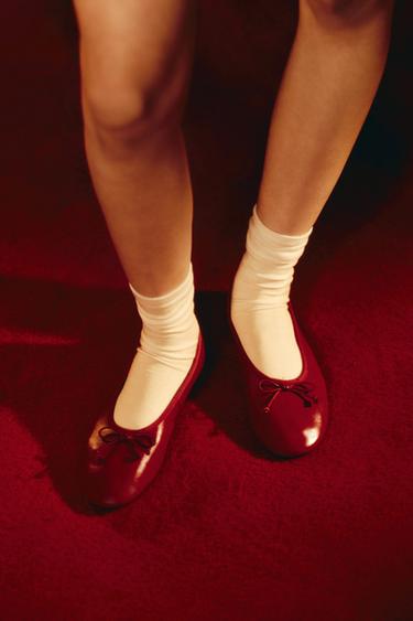 LEATHER BOW BALLET FLATS - Red by Zara