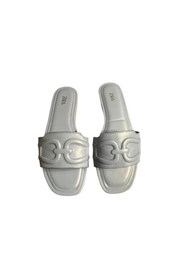 LEATHER SANDALS