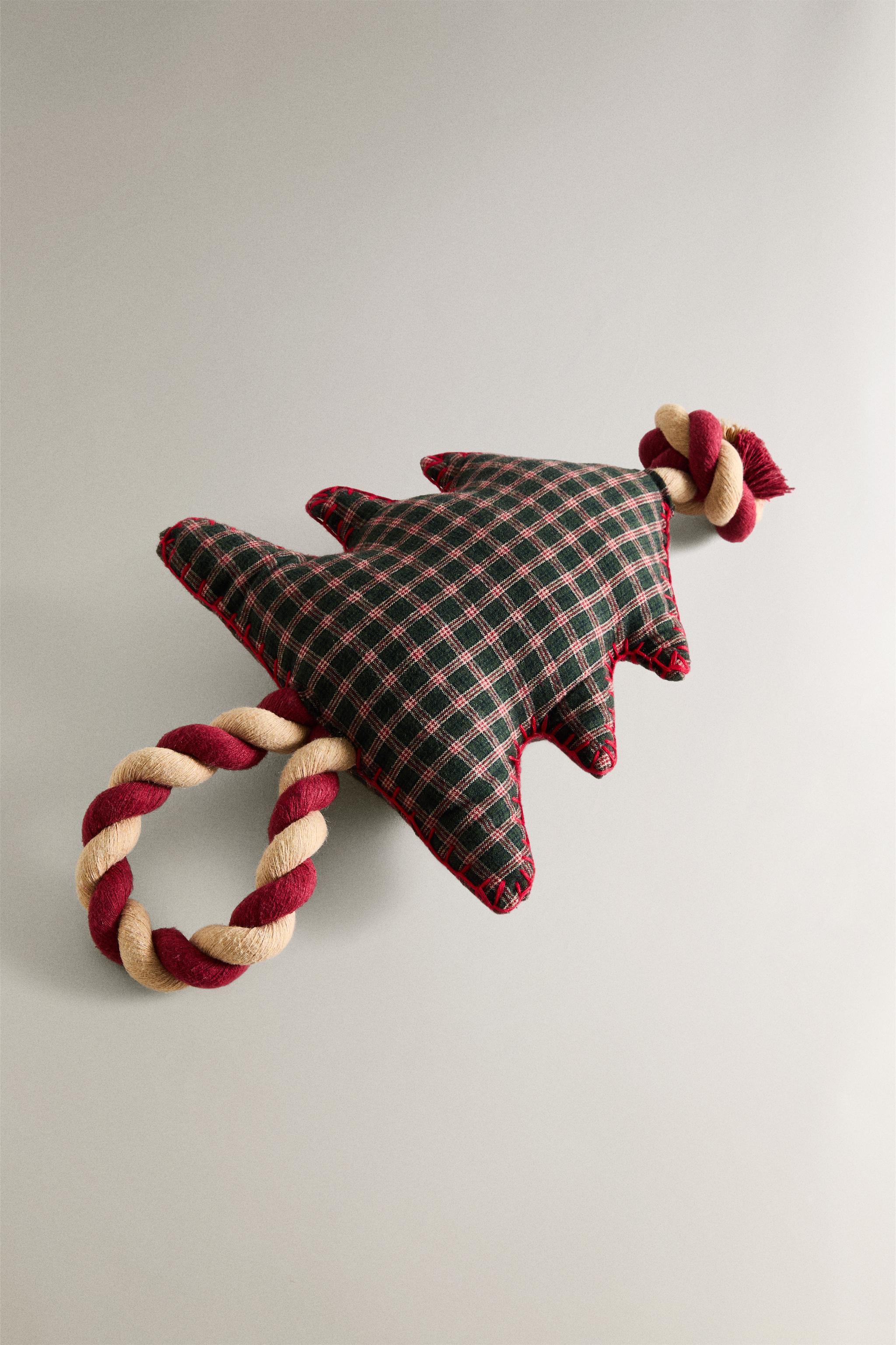 CHRISTMAS TREE PET CHRISTMAS TREE