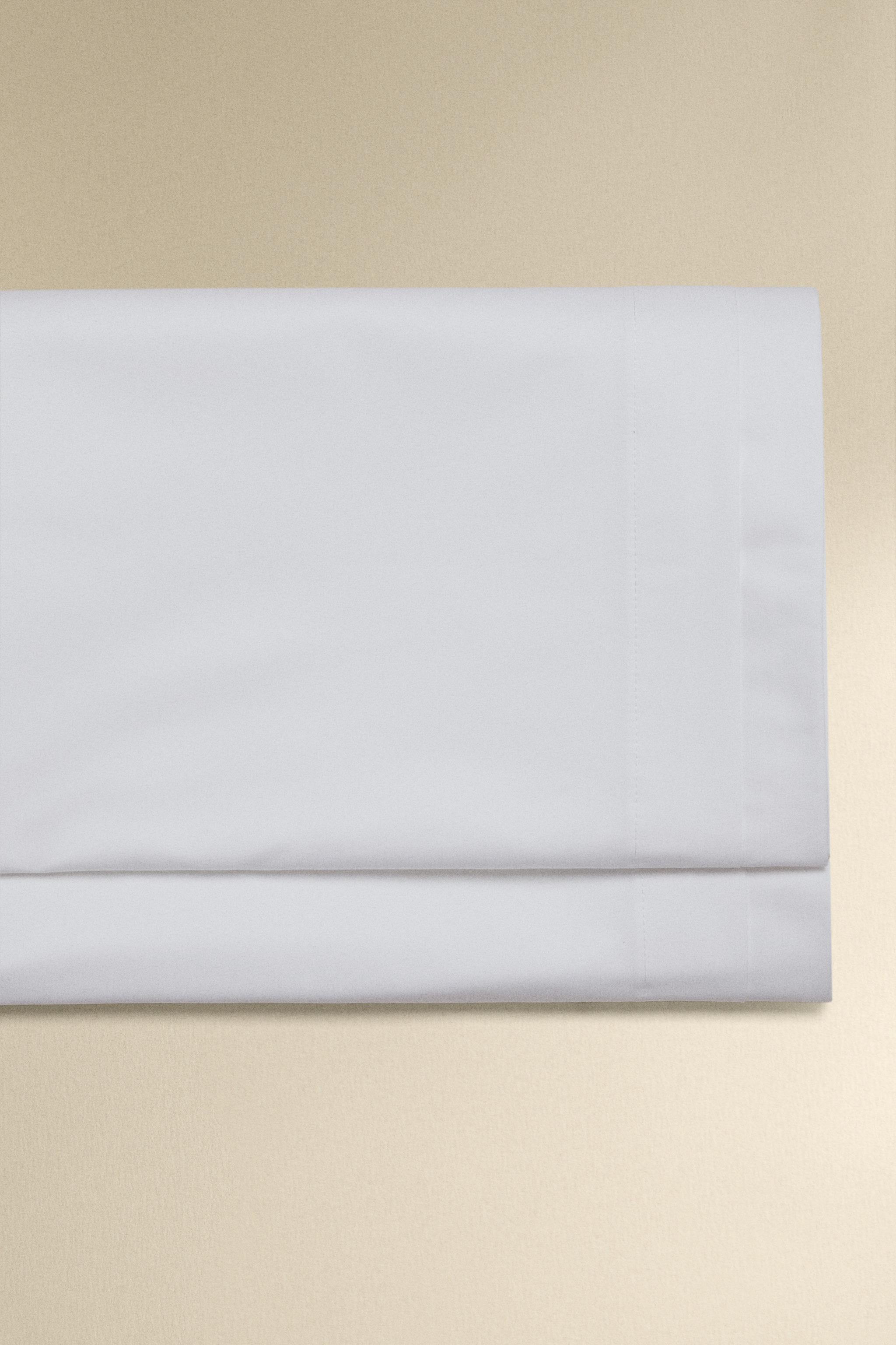 PLEATED SATEEN COTTON FLAT SHEET (1000 THREAD COUNT)