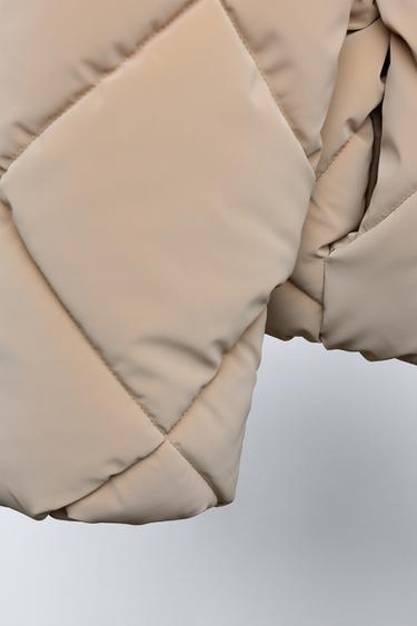 DOUDOUNE EFFET GOMMÉ - Camel moyen de Zara - Image 5