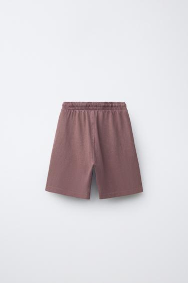 ENSEMBLE T-SHIRT ET BERMUDA UNI TEINT SUR PIÈCE - Grenat clair de Zara - Image 4