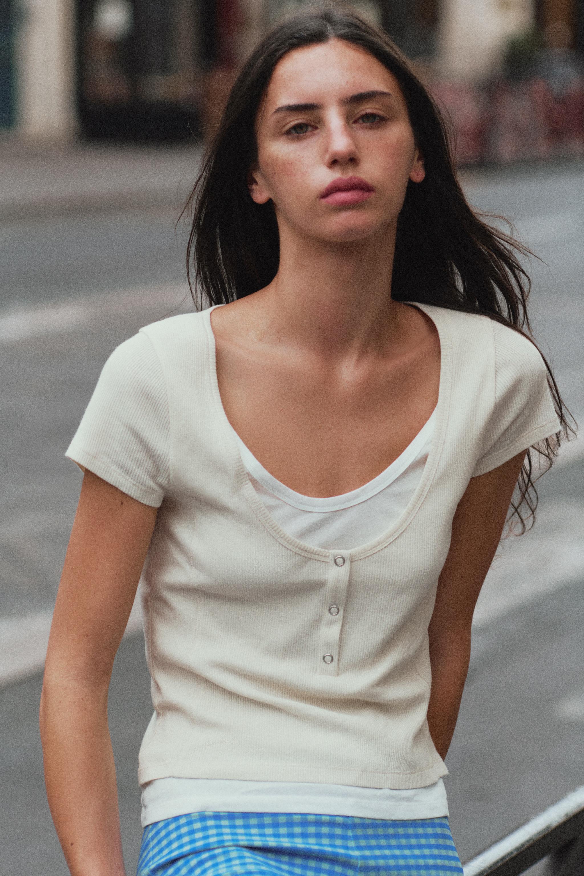 LAYERED-EFFECT HENLEY T-SHIRT — Ecru
