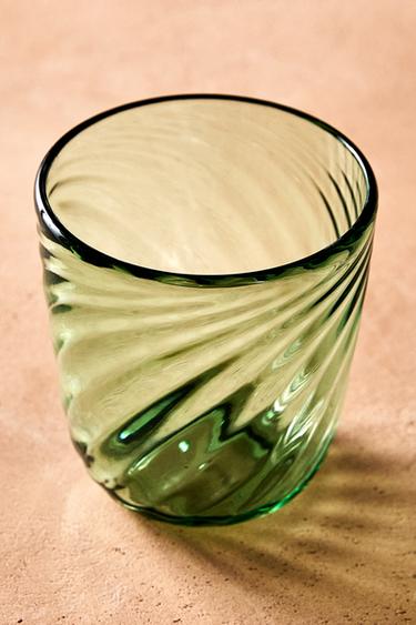 WAVY ACRYLIC TUMBLER - Green by Zara