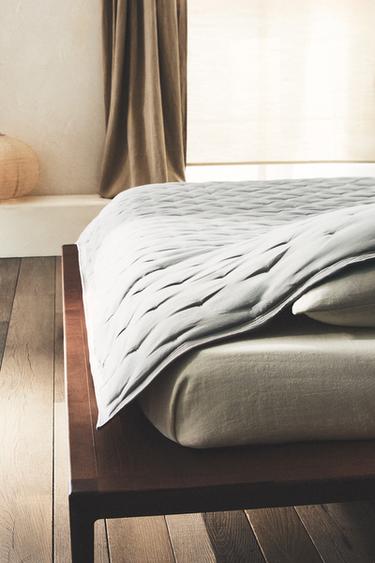 MICROFIBRE QUILT - Mid-grey by Zara