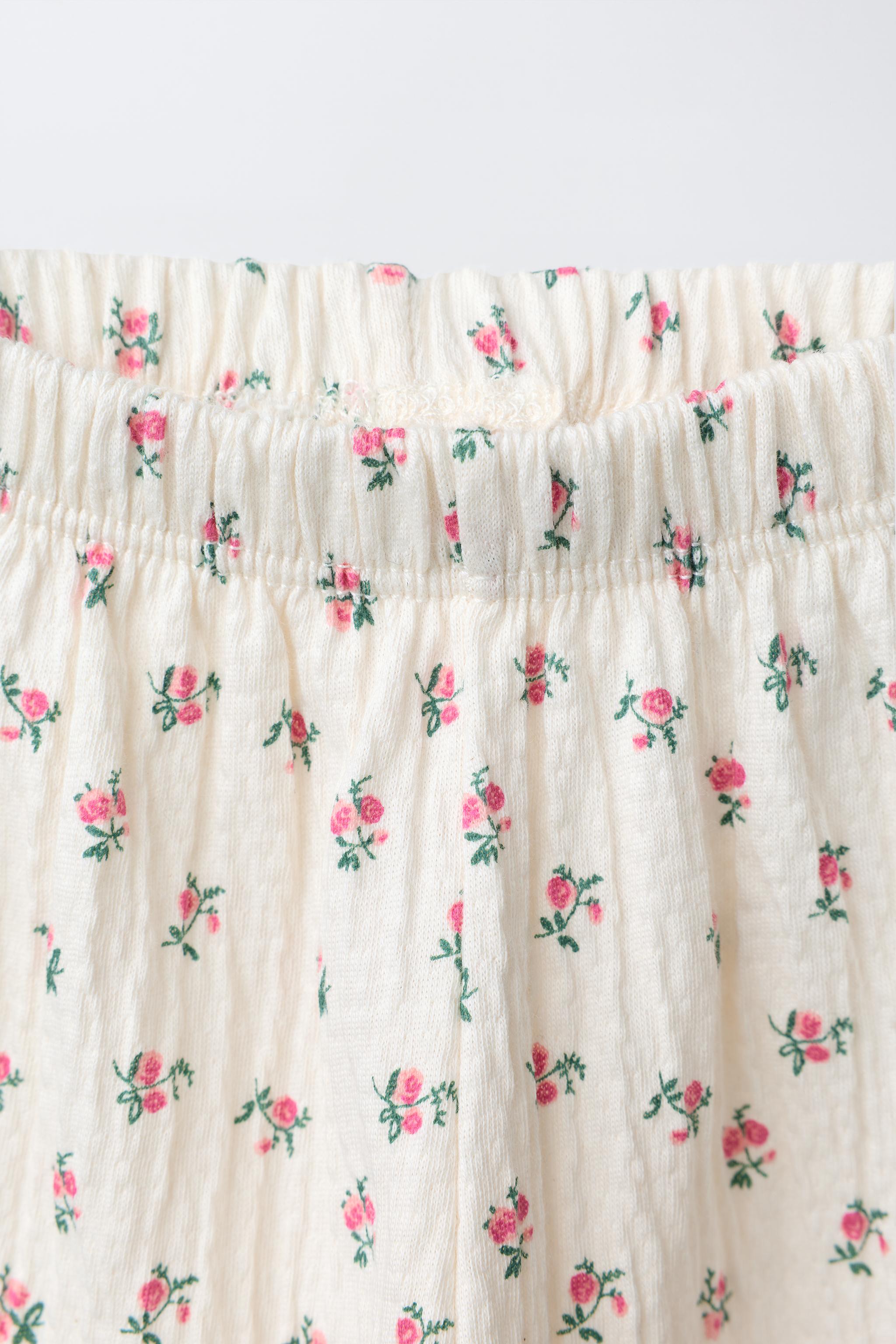TEXTURED FLORAL PANTS