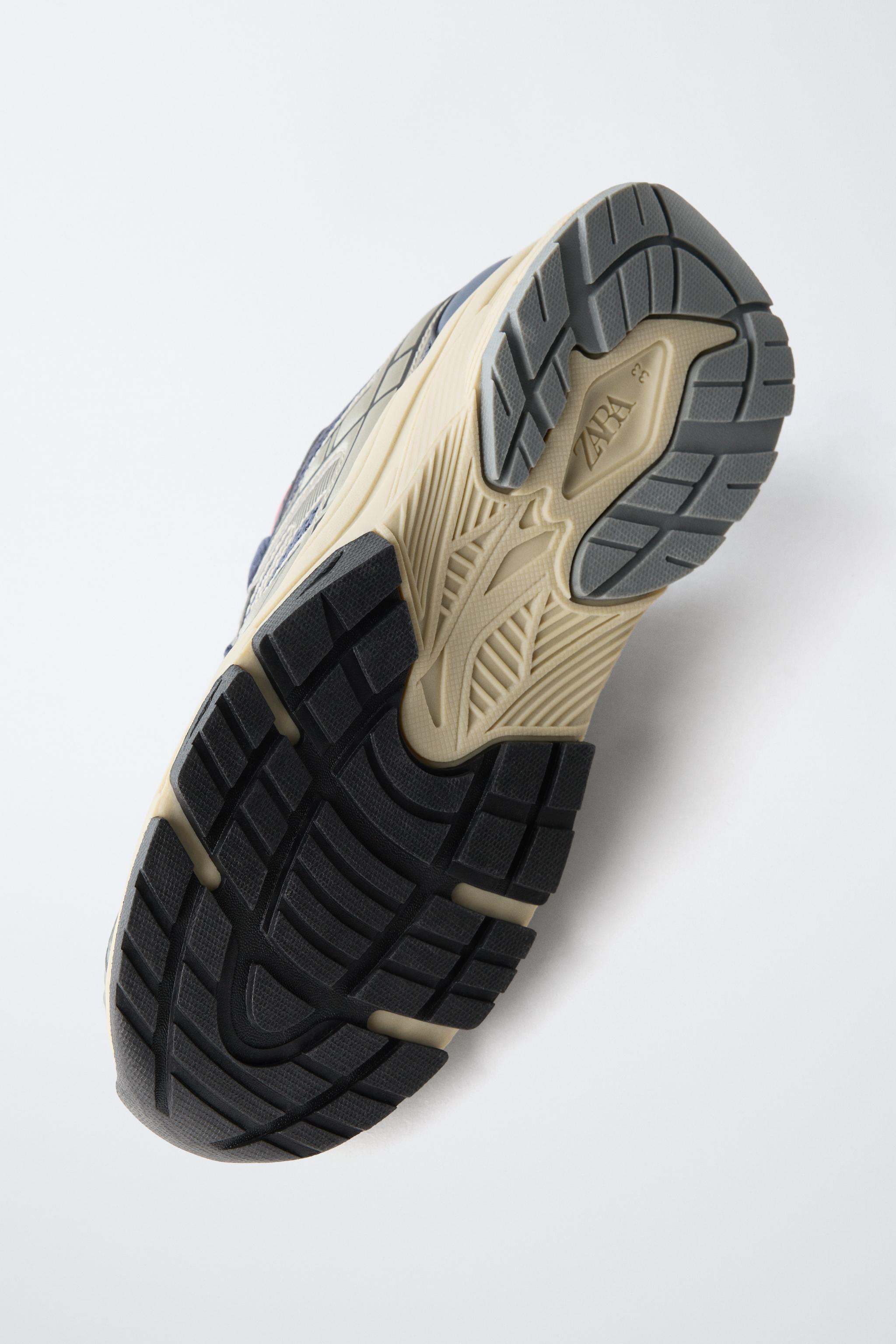 MESH SNEAKERS