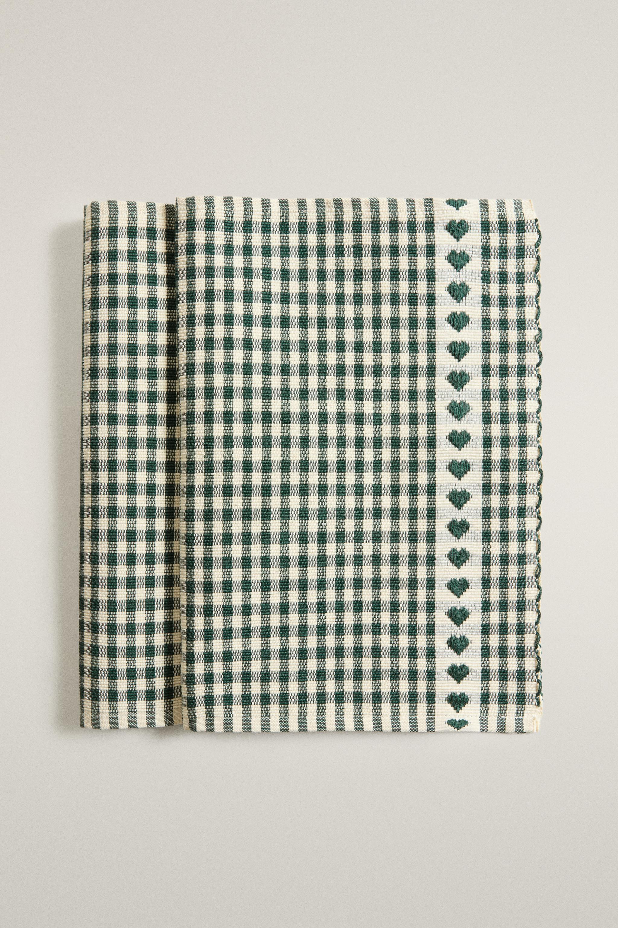 CHRISTMAS HEART PLACEMATS (PACK OF 2)