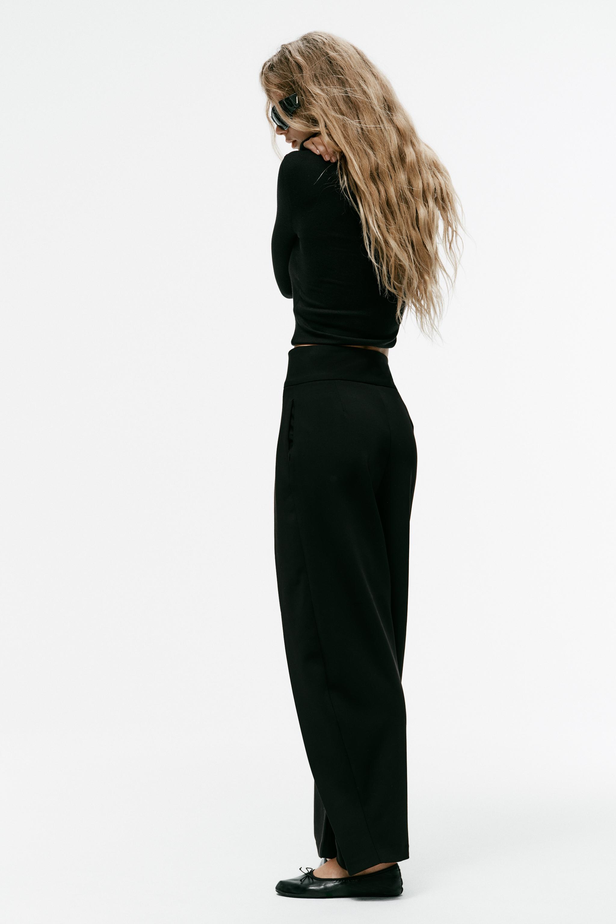 PLEATED BALLOON PANTS