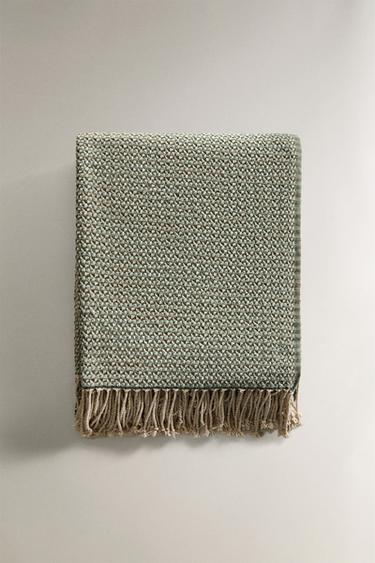 GEOMETRIC CHENILLE THROW - Green by Zara