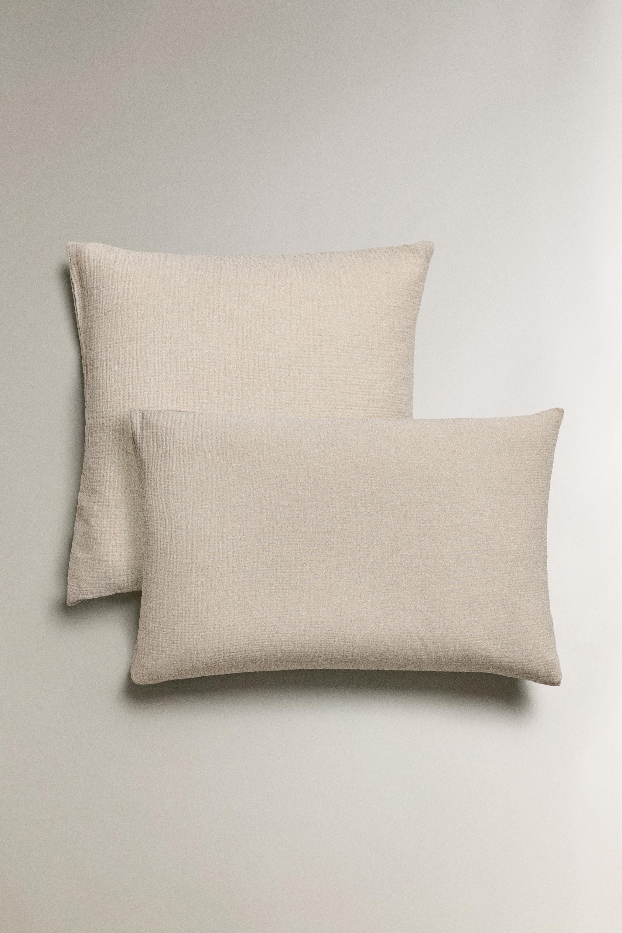 CHILDREN’S MUSLIN MOON PILLOWCASE