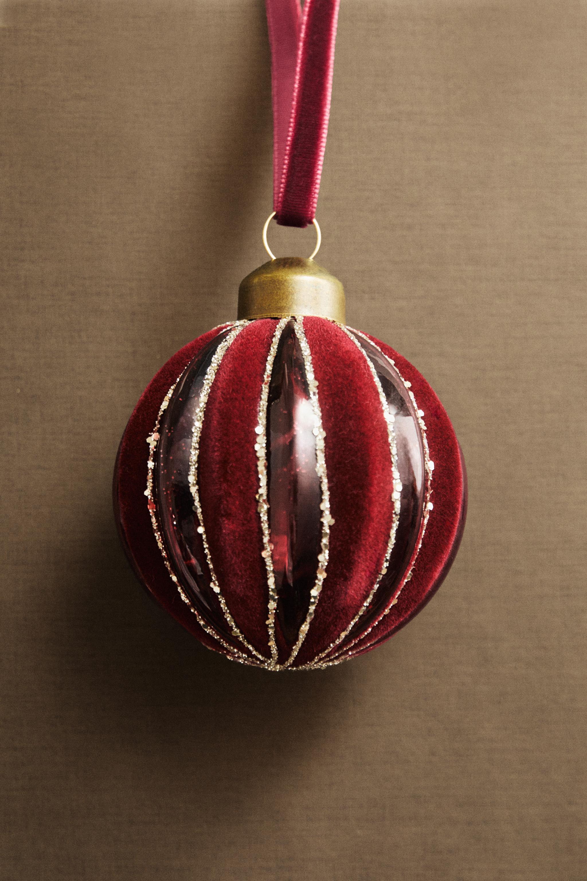 VELVET STRIPED CHRISTMAS TREE BALL ORNAMENT