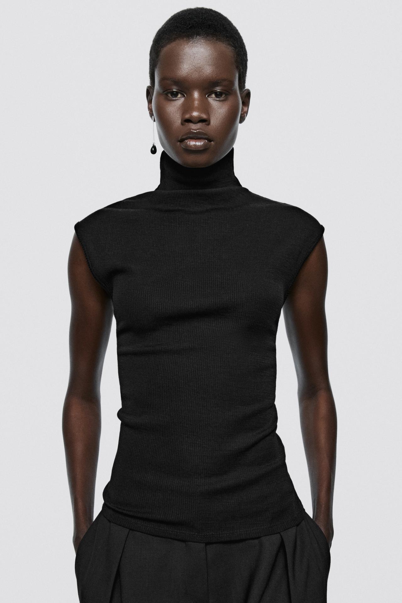 100% wool turtleneck top - LIMITED EDITION — Black