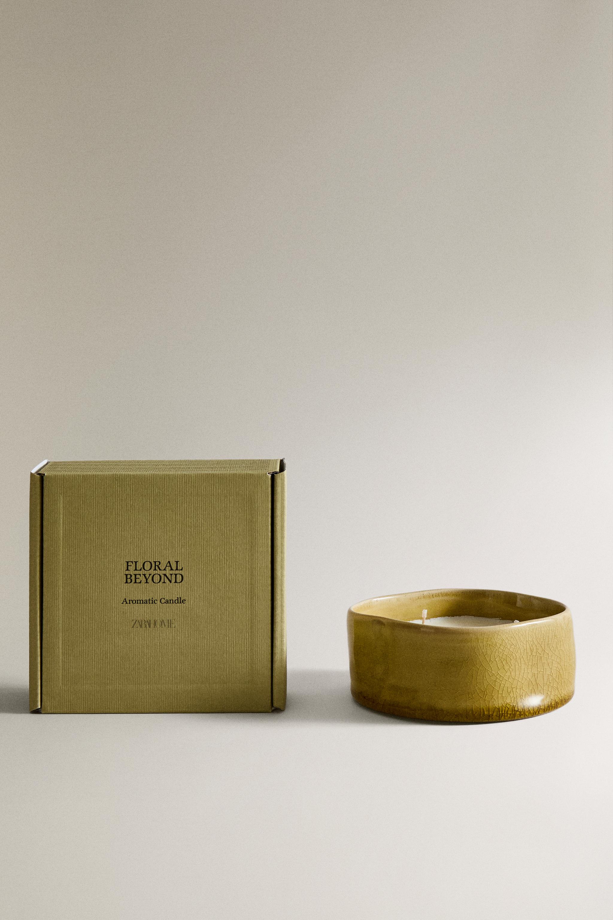 (170 G) FLORAL BEYOND SCENTED CANDLE — Light red