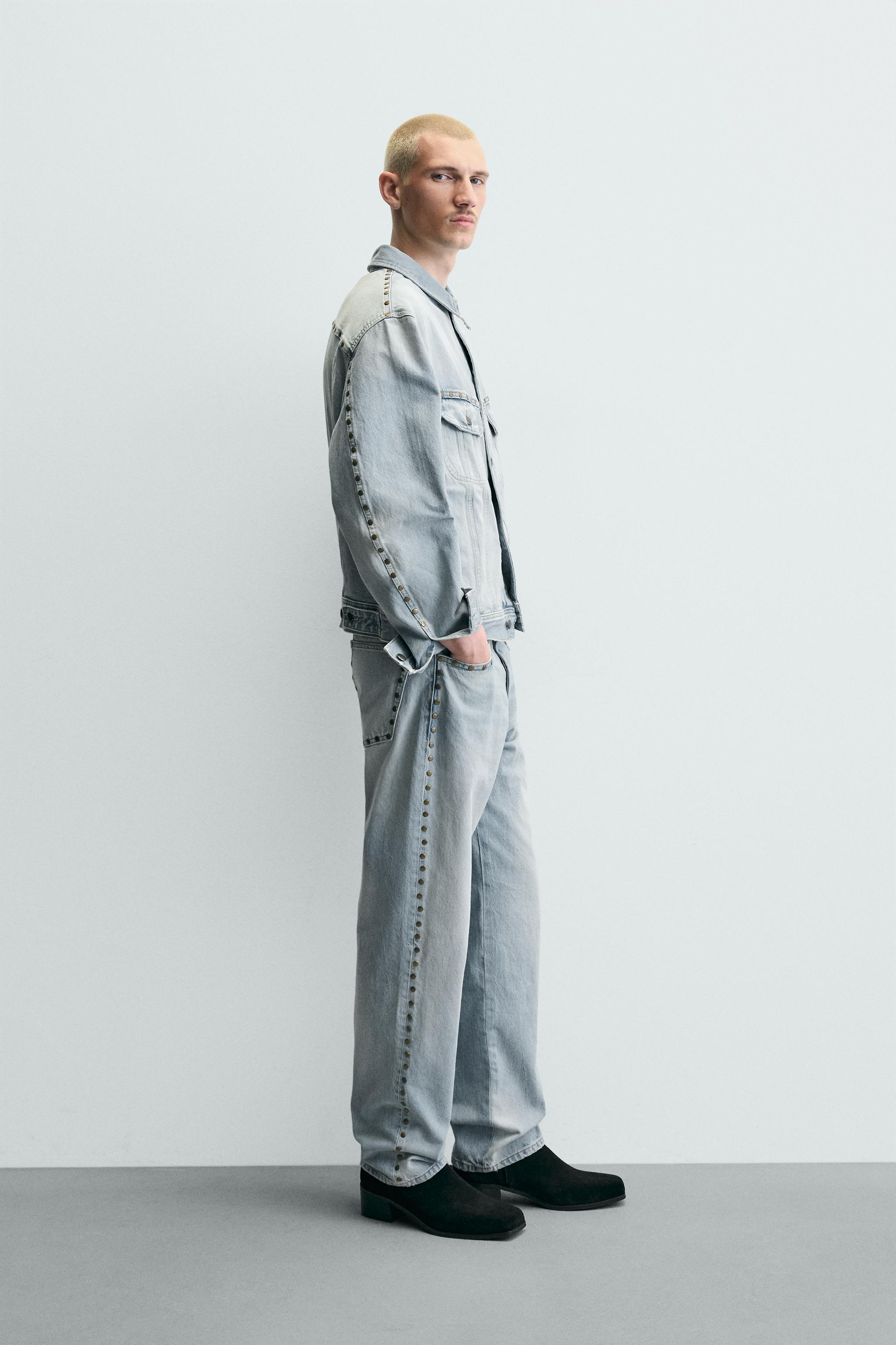 JEAN STRAIGHT FIT CLOUS MÉTALLIQUES