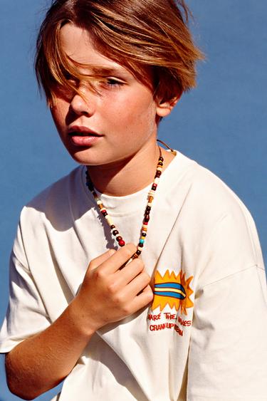 تيشرت SURF مطبوع - خَام by Zara