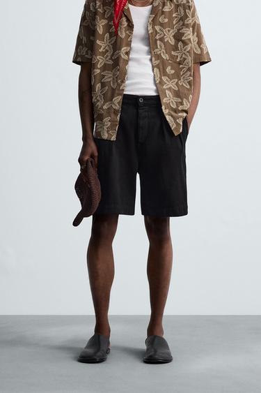 RELAXED FIT BERMUDA SHORTS WITH PLEATS - Black by Zara - Image 1